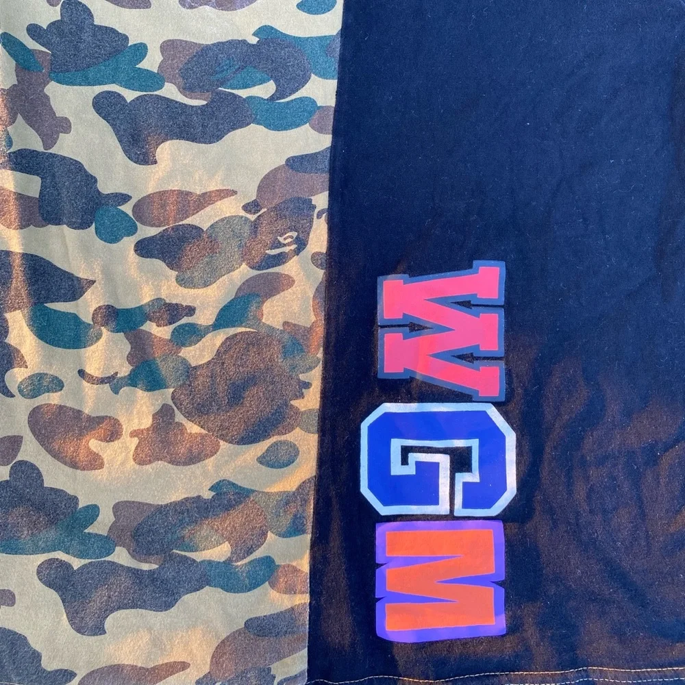 🦧 Bape A Bathing Ape© Camo Shark WGM t shirt SZ L Women’s! - Picture 6 of 6